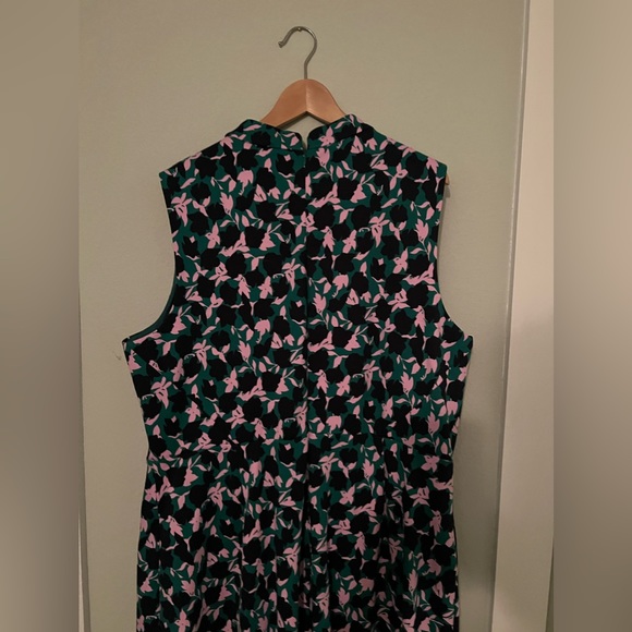Boden Miriam Ponte Midi Dress in Forest & Clematis. NWT, Never worn.
Size 20/22L - Picture 11 of 14